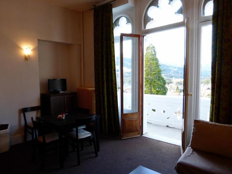 Appartement Standing Chateau Des Magnans Jausiers Exterior foto